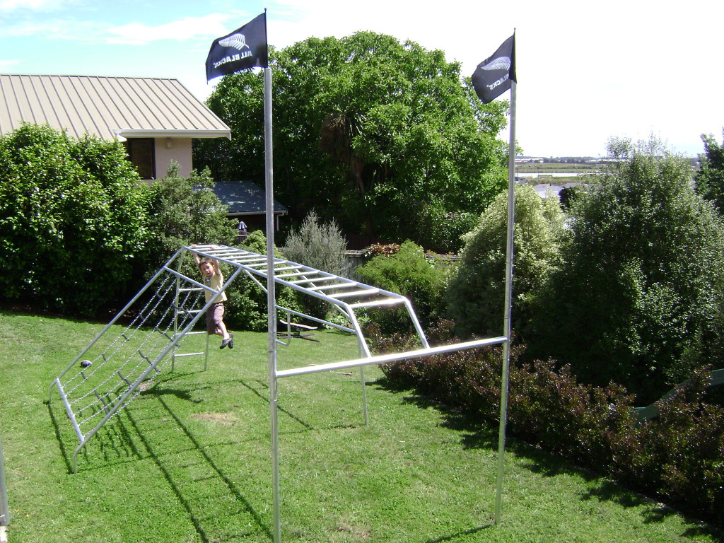 rugby posts end