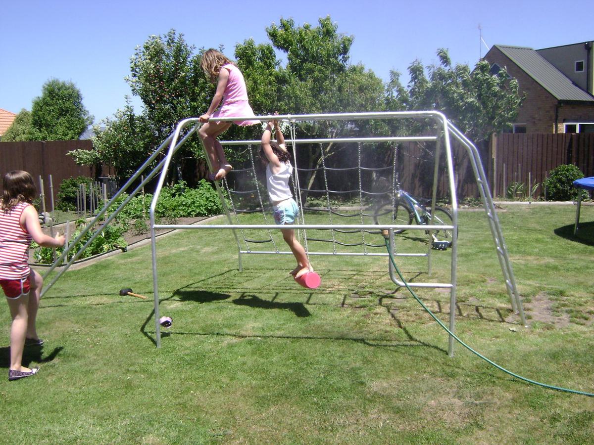 supergym deluxe with 1 or 2 horizontal bar ends